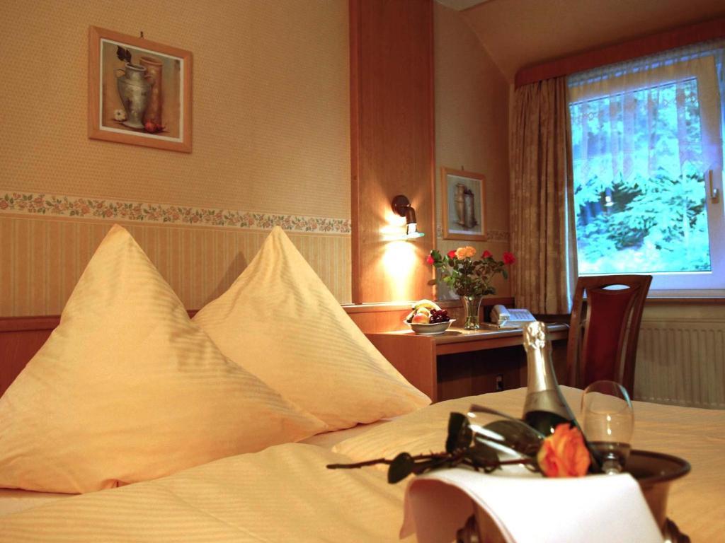 Hotel Weinschanke Rohdental Hessisch Oldendorf Phòng bức ảnh
